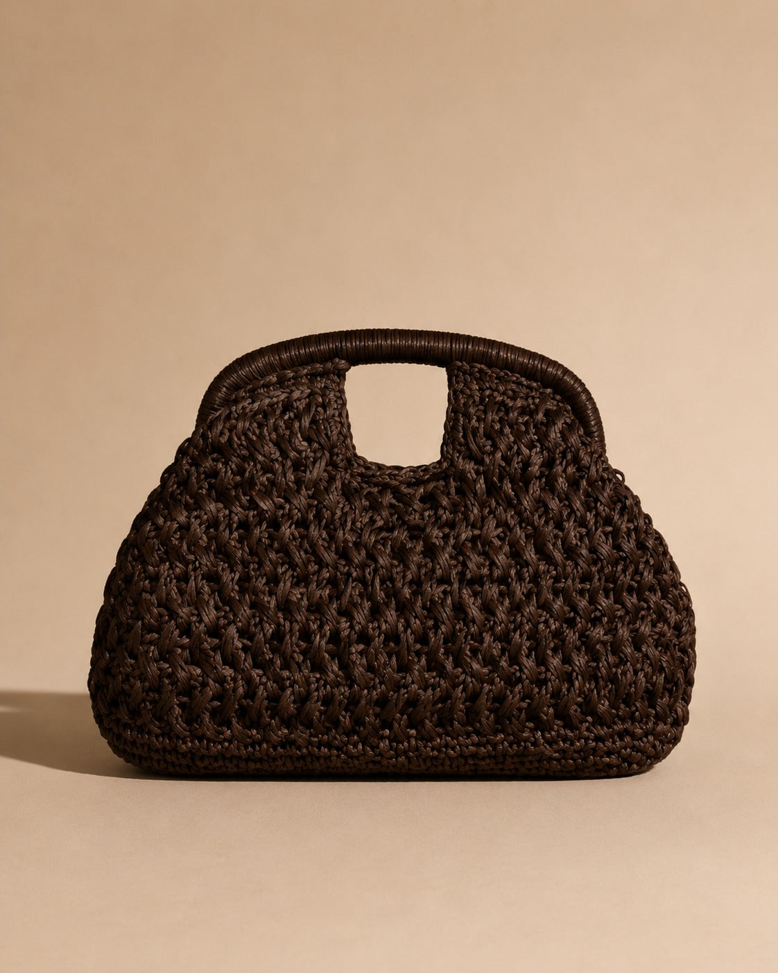 Knitted clutch
