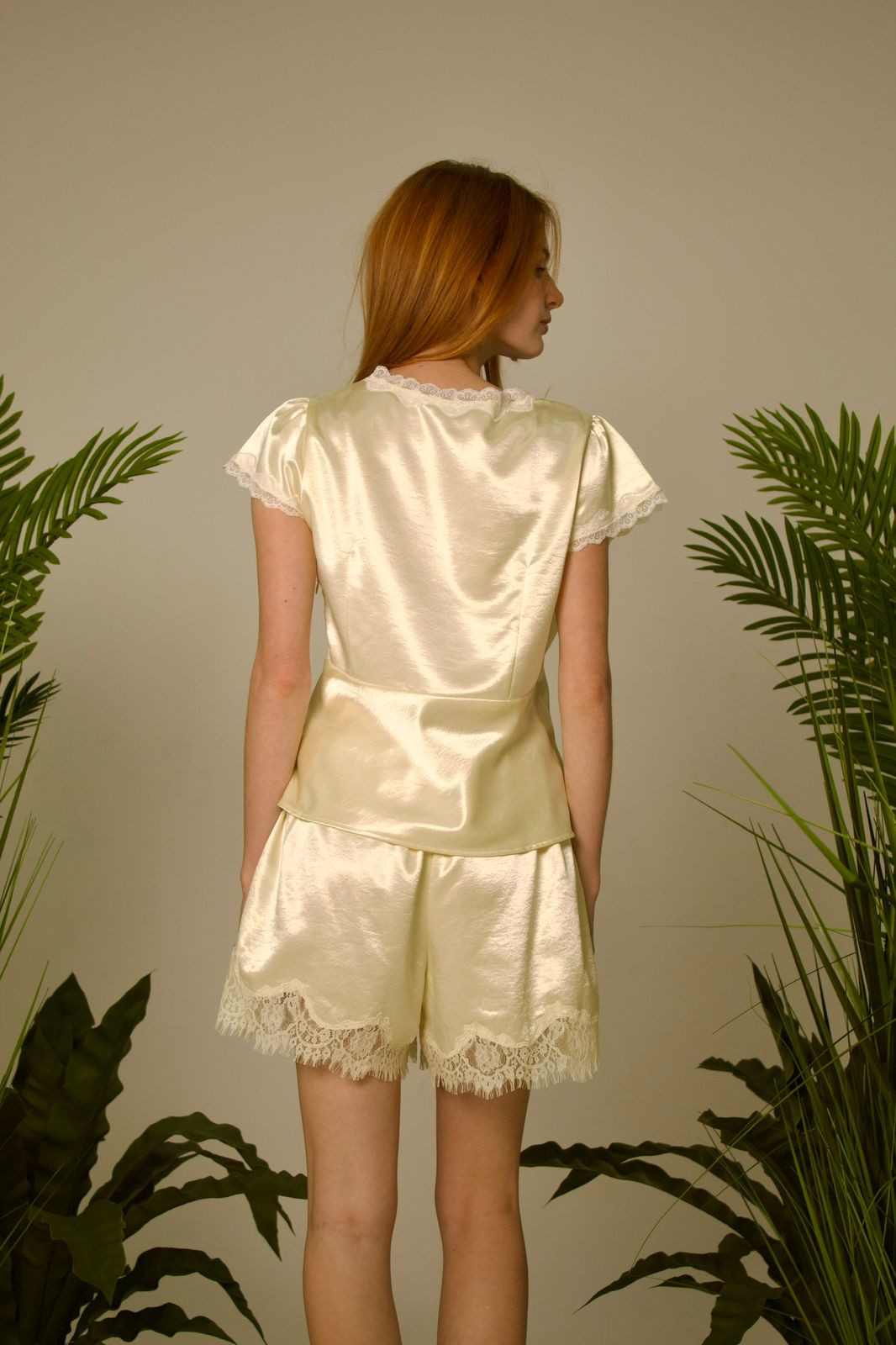 Silky Lace Short
