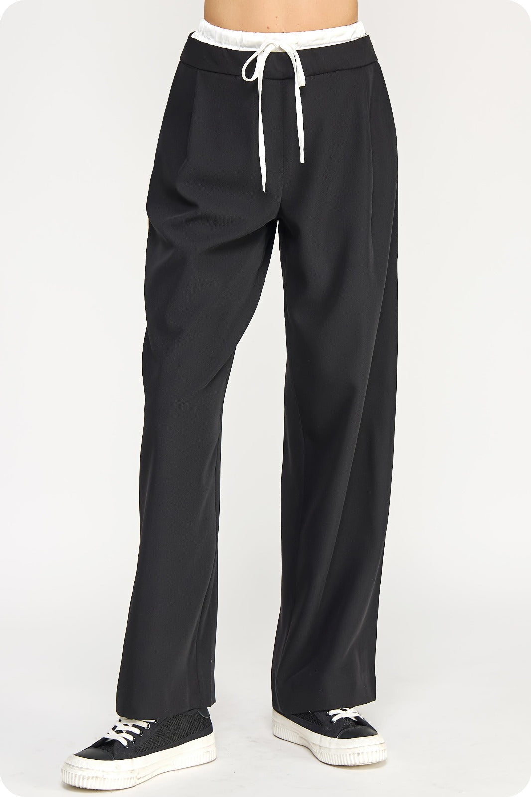 SPORTS PANTS