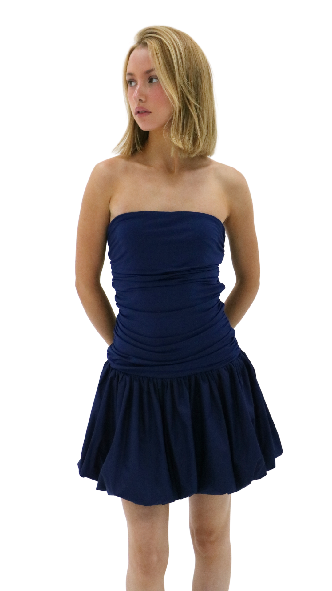 SHORT STRAPLESS DRESS