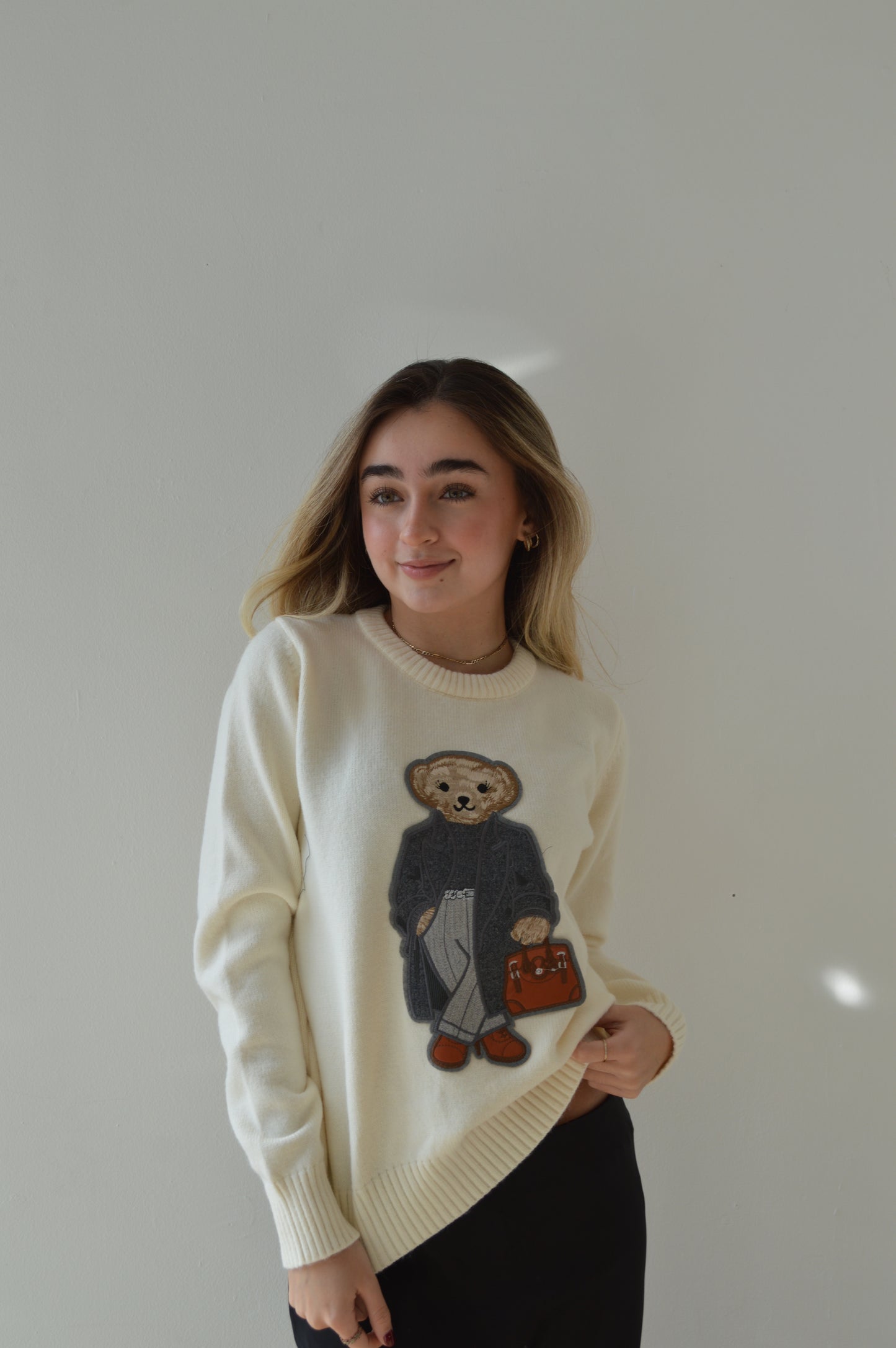 BEAR SWEATER PREORDEN