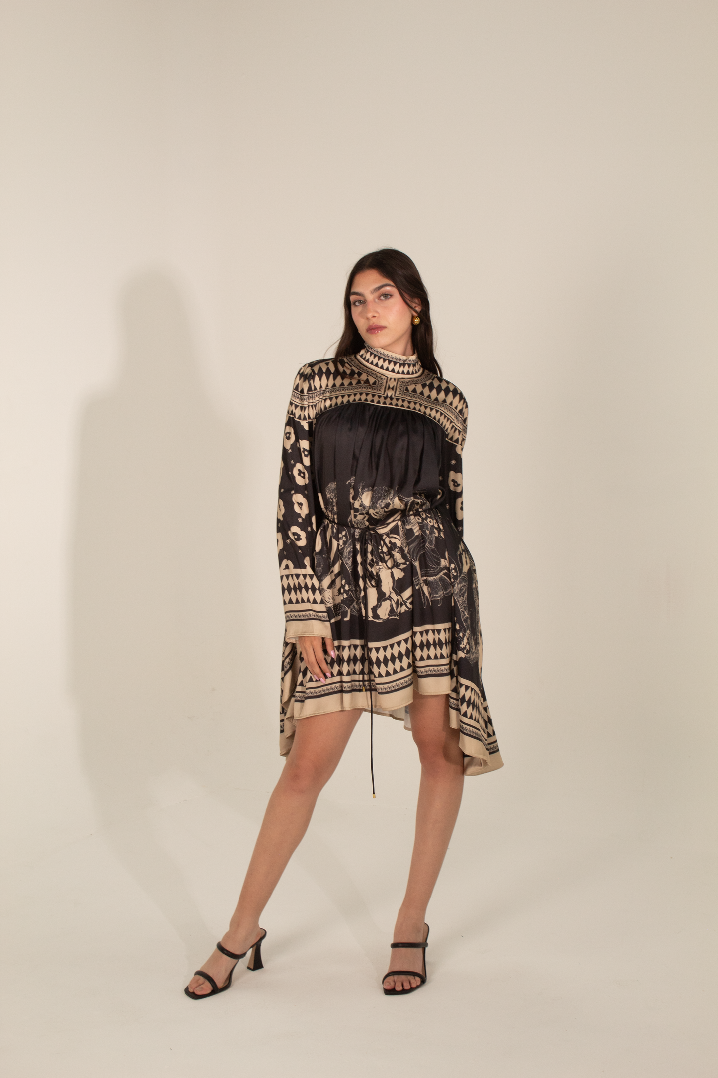 Loose Black Dress With Brown