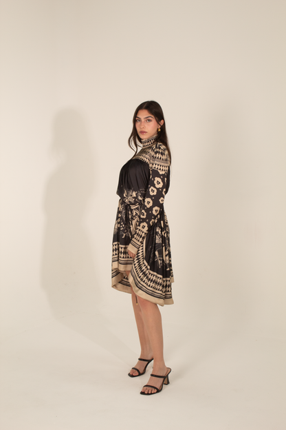 Loose Black Dress With Brown