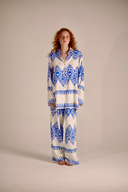 SET BLUE WITH WHITE