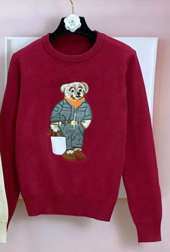 BEAR WINE SWEATER WITH BAG