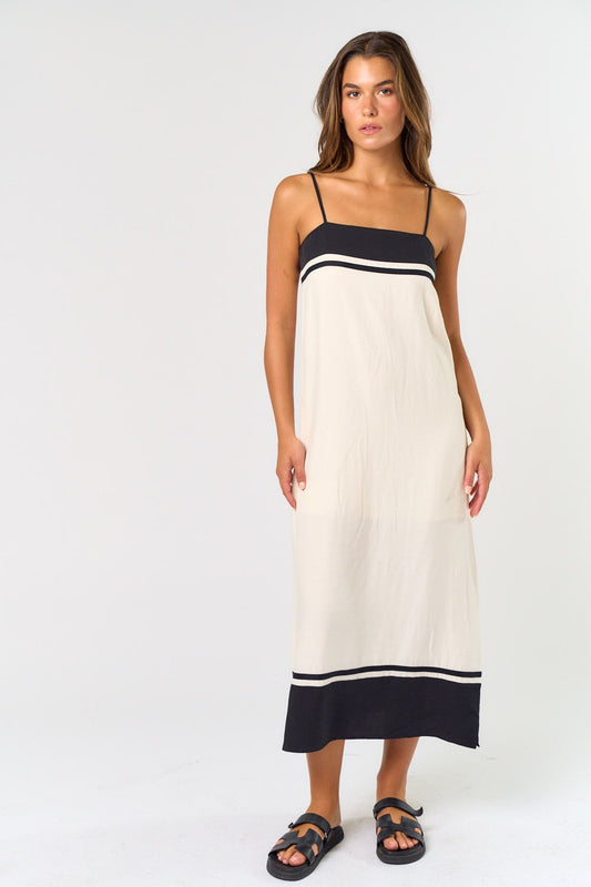 VESTIDO BEIGE CON LÍNEAS NEGRAS