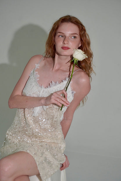 Mini sequins white dress